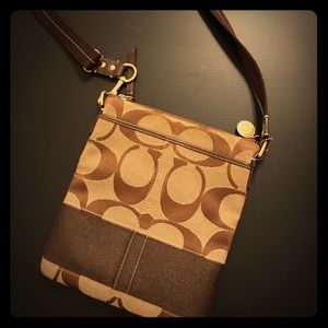 Coach crossbody purse handbag